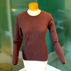 Chocolate cashmere long sleeved sweater